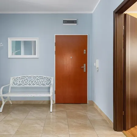 Family Magic & Sea With Terrace By Renters Apartment