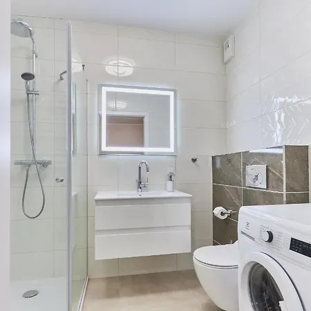 - Sun Towers 39 83 Apartment