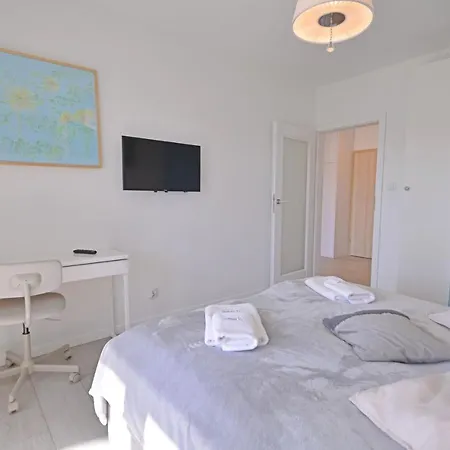 Apartment Bryza - Osiedle Ulanska - Parking