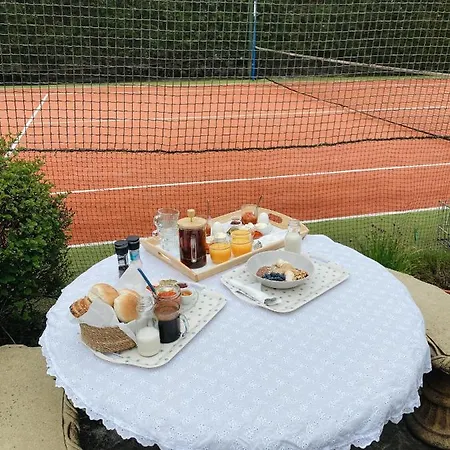 Bed & Breakfast Powiew - - - Tennis Garden Breakfast At Baltic Sea Swinoujscie