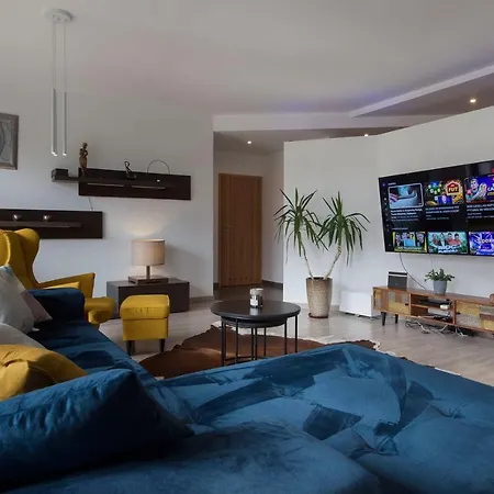 Familijny Delux Apartment