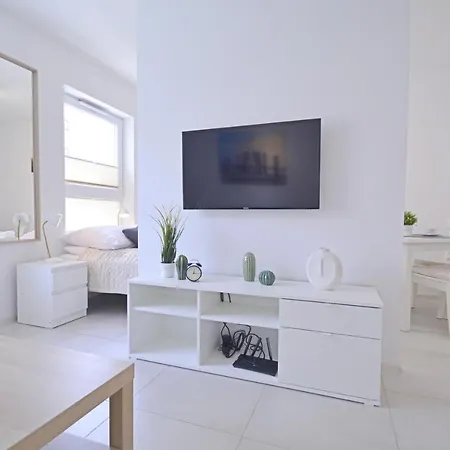 Bryza - Sun Towers 27 Apartment *
