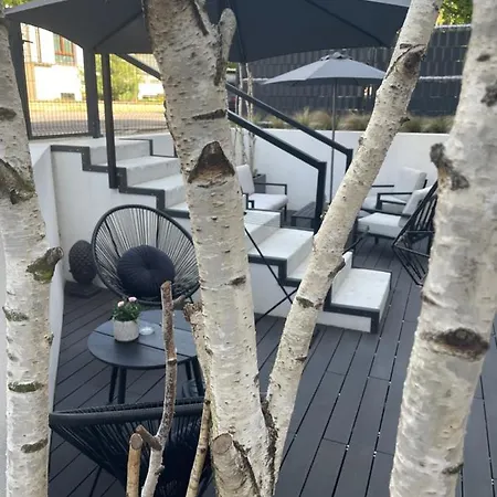 Apartment 5