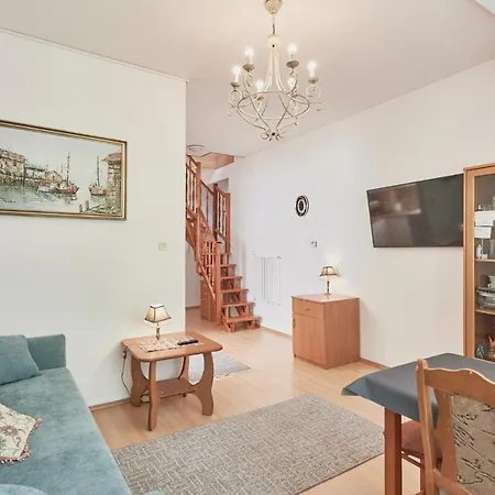 - Carmen Apartment