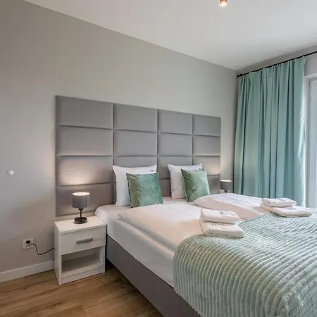 Ambria Sun Towers Apartment *