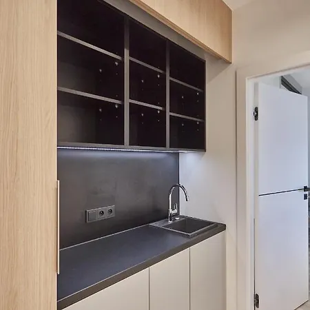 - Matejki 1b Apartment *