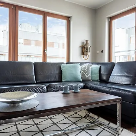 Ambria Platan Complex Apartment