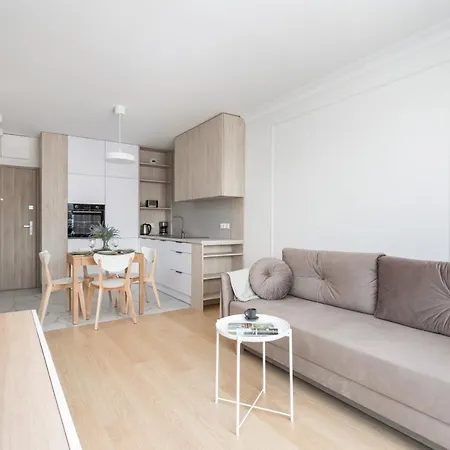 Apartment Square By Renters