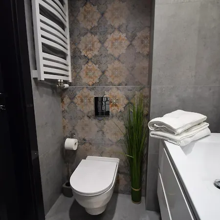 Horizon.10 Vip Sun Towers Apartment *