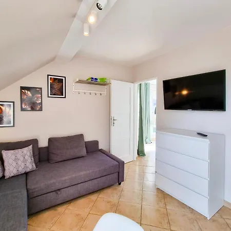 Visit Baltic - Haus Kergulena Apartament