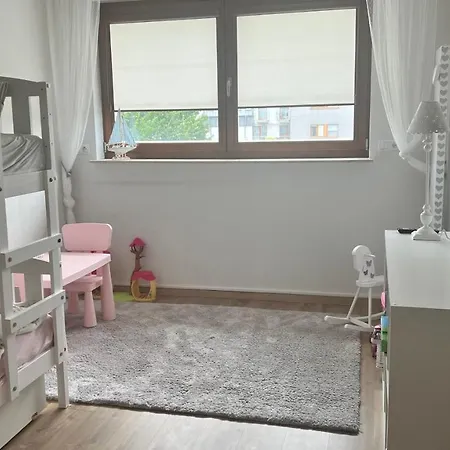 Apartament Marynarza Platan Apartment *