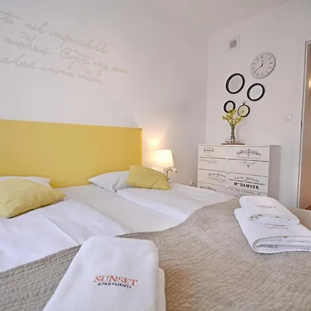 Apartment Sunset - Holdu Pruskiego - Garaz