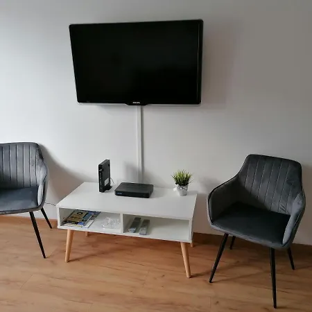 Pogodny Apartment *