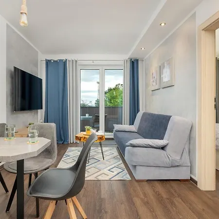 Apartment Modern Luzycka By Renters