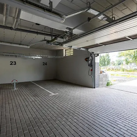 Apartment Modern Luzycka By Renters