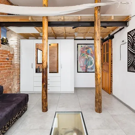 Titanic Loft
