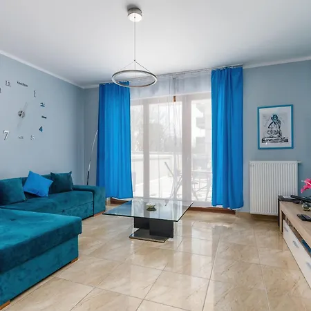 Family Magic & Sea With Terrace By Renters Apartment
