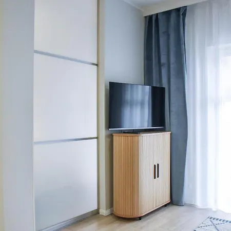 Apartment Przy Promenadzie Trzy Korony Z Sypialnia & Parking - Na Wyspie *