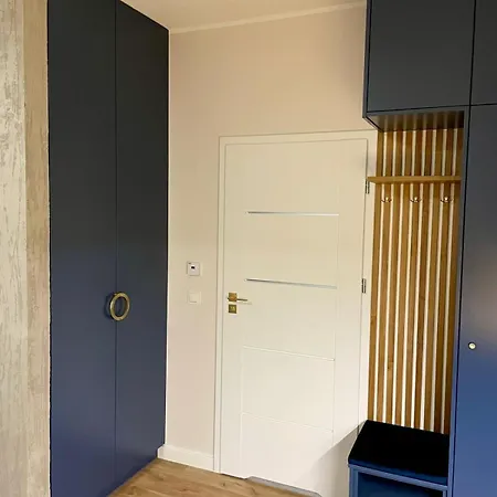 Apartos Seaside Luxury Apartment *