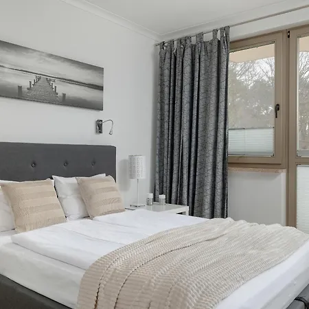 Apartment Modern With Balcony 650 M From The By Rent Like Swinoujscie