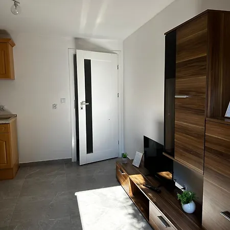 Teligi 4 1 Apartment *