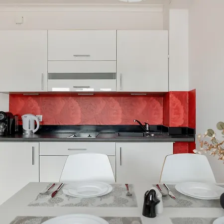 Apartment Modern With Balcony 650 M From The By Rent Like *
