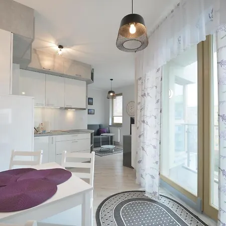Apartment Zentrumsnahe Ambria 3 *