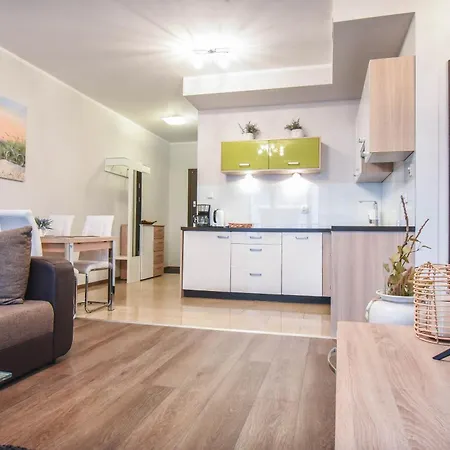 Na Wyspie - Stella Baltic - Parking Apartment Swinoujscie