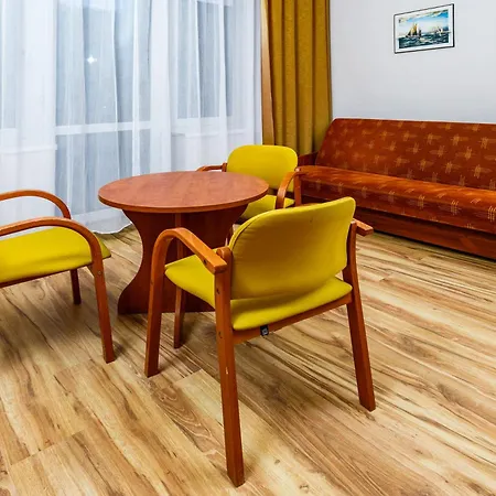 Antares I & Ii Couette-café 3*