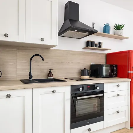 Apartment Modern Luzycka By Renters *
