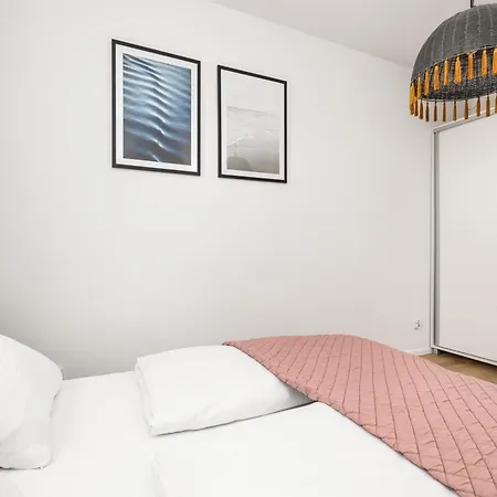 Modern Luzycka By Renters Swinoujscie