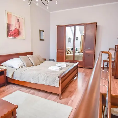 Przy Promenadzie Trzy Korony Z Sypialnia & Parking - Na Wyspie Apartment *