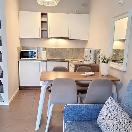 Przy Promenadzie Trzy Korony Z Sypialnia & Parking - Na Wyspie Apartment *