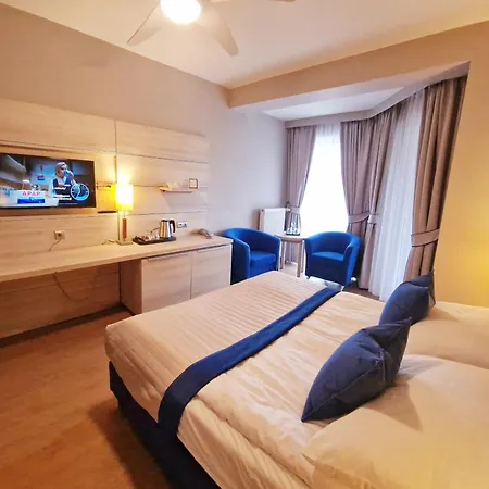 Delfin Spa Aparthotel