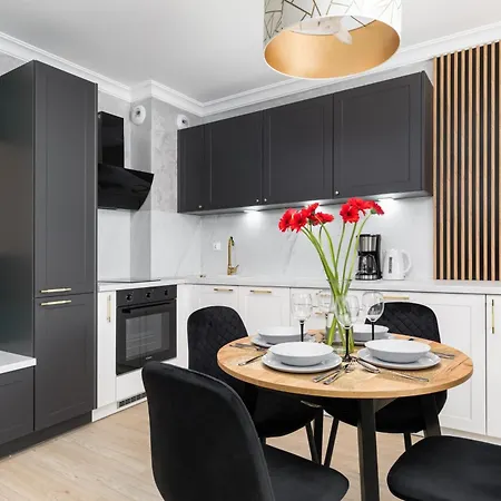 Square By Renters Apartment Swinoujscie