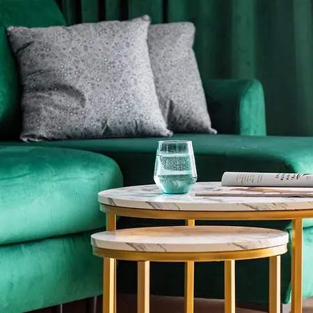 Apartment Square By Renters *