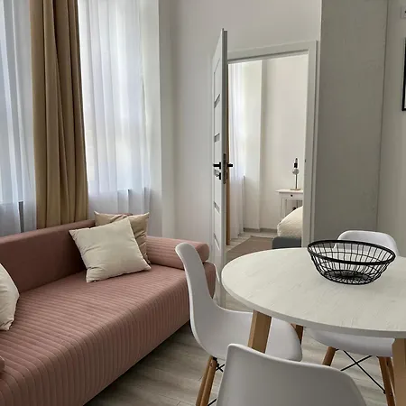 Przy Deptaku Apartment *