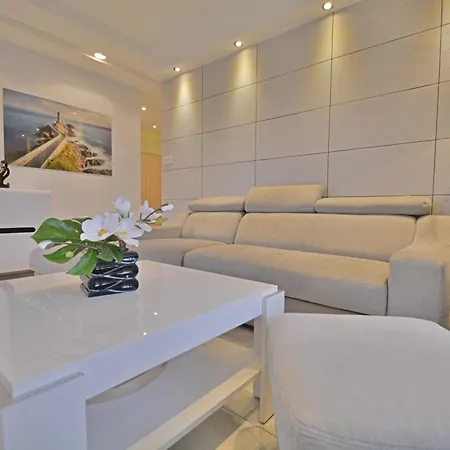 Bryza - Osiedle Ulanska - Parking Apartment Swinoujscie