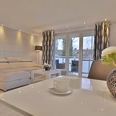 Bryza - Osiedle Ulanska - Parking Apartment