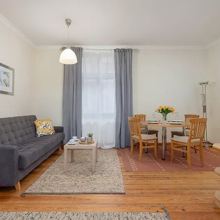 Apartment Charming Located Near The Promenade In By Renters *