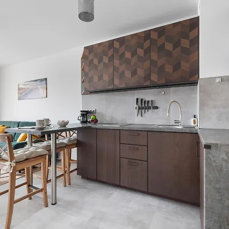 Apartament Unique Kampat With Balcony For 4 Guests By Renters *