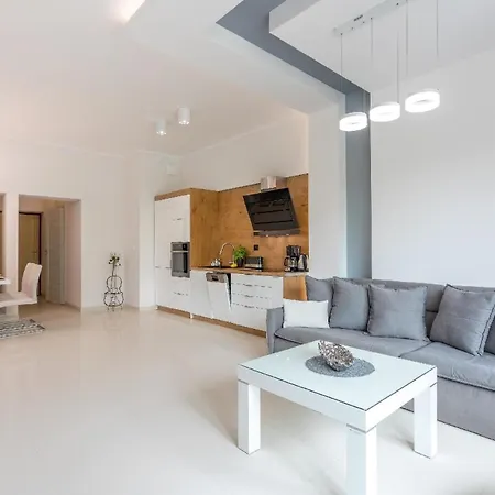 Apartment Geraeumiges Und Luxurioeses Tower 12 *