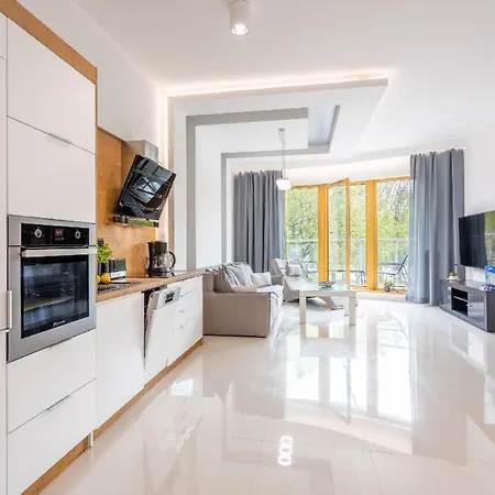 Geraeumiges Und Luxurioeses Tower 12 Apartment *