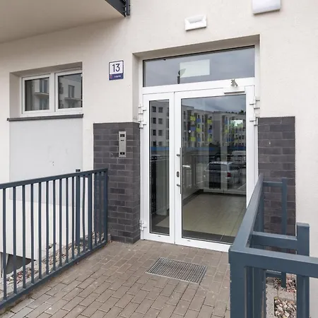 Unique Kampat With Balcony For 4 Guests By Renters Apartament Świnoujście