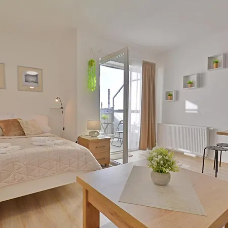 Apartment Sunset - Plac Slowianski 10 *