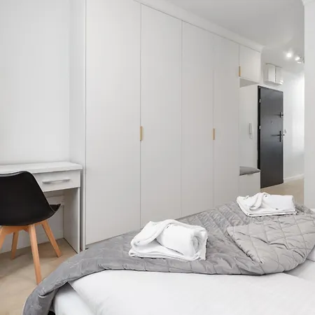 Apartment Plac Slowianski With Balcony Center By Renters Swinoujscie