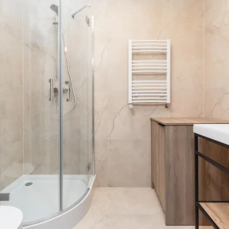 Apartment Plac Slowianski With Balcony Center By Renters Swinoujscie