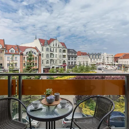 Plac Slowianski With Balcony Center By Renters Apartment Swinoujscie