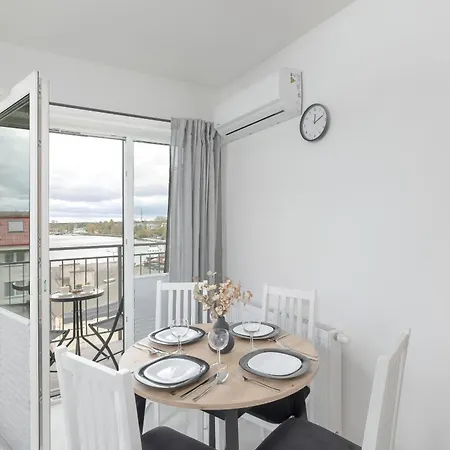 Apartment Plac Slowianski With Balcony Center By Renters