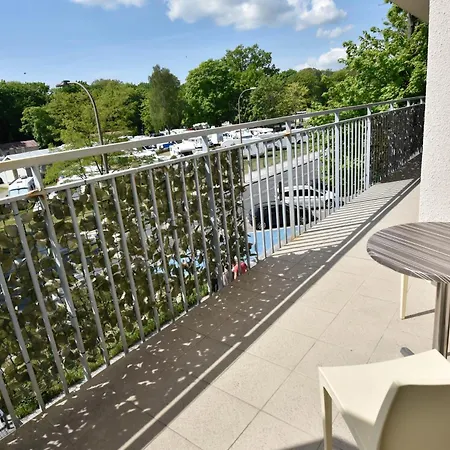 Na Wyspie - Aquamarina - Parking Apartment Swinoujscie